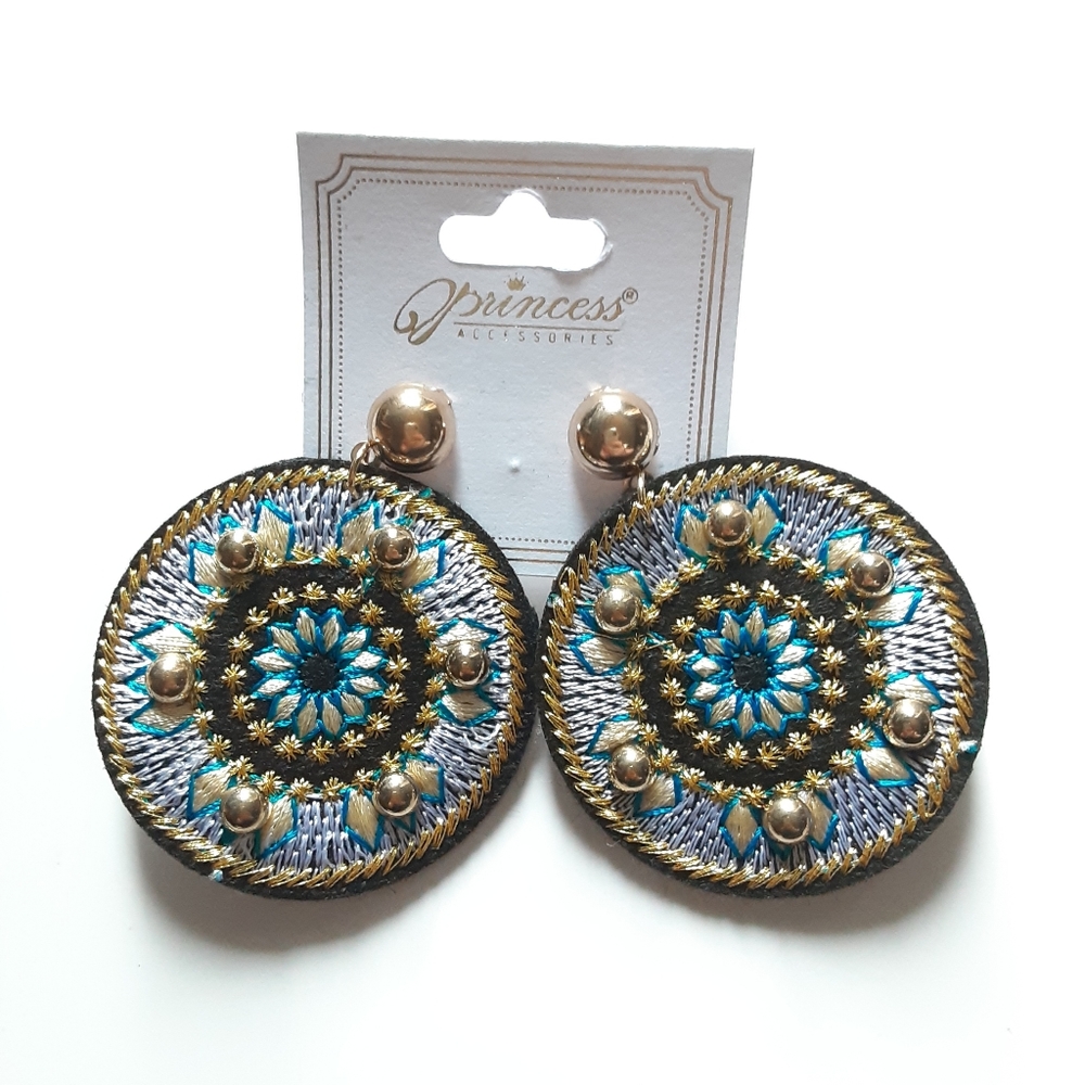 Princess Accessories Circle Earrings